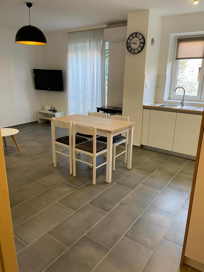 Apartman Mihaela Apartment Rab Town Bagian luar foto