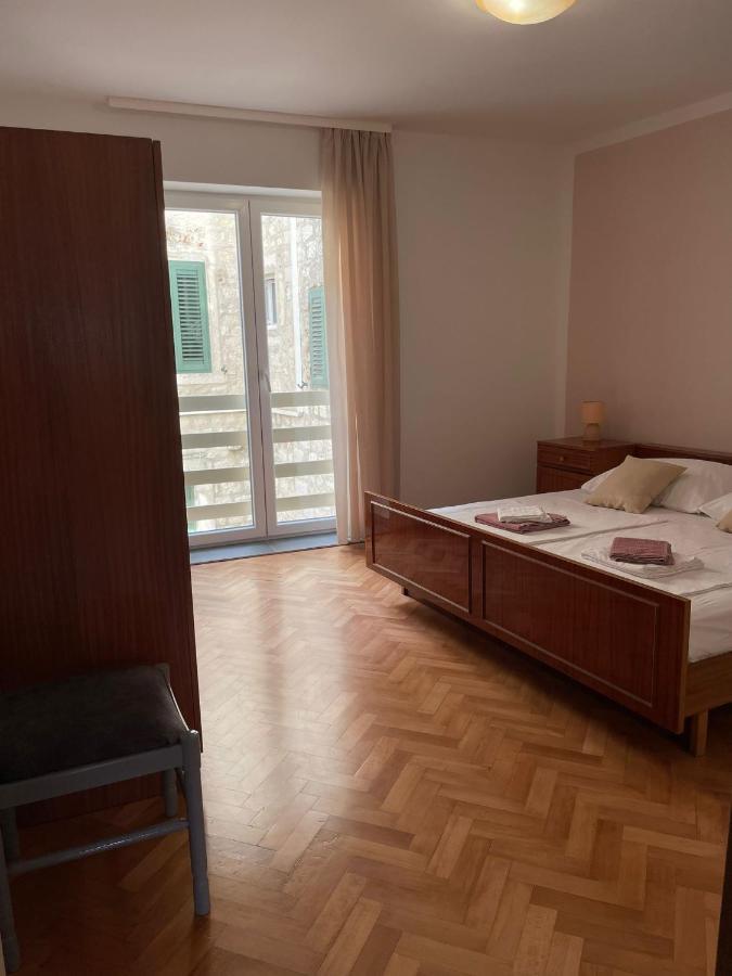 Apartman Mihaela Apartment Rab Town Bagian luar foto