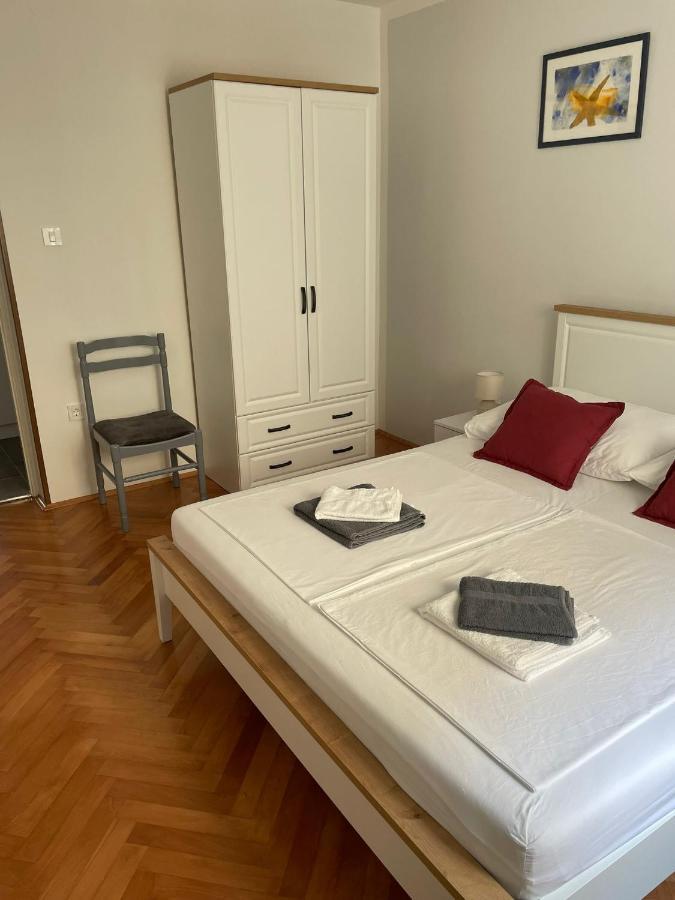 Apartman Mihaela Apartment Rab Town Bagian luar foto